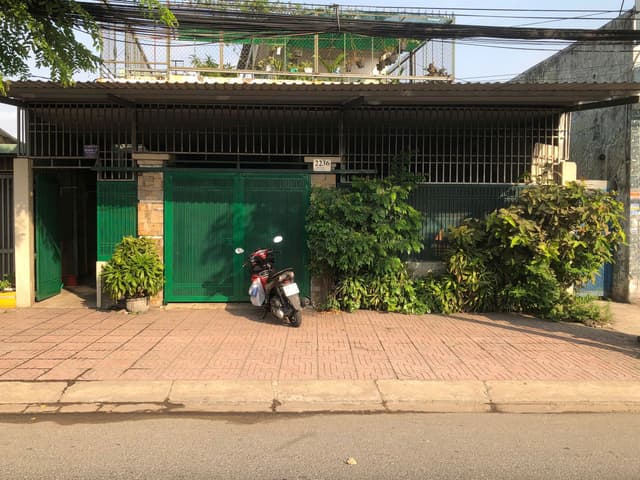 ban-nha-mat-tien-do-muoi-quoc-lo-1a-gia-re-20260410035924